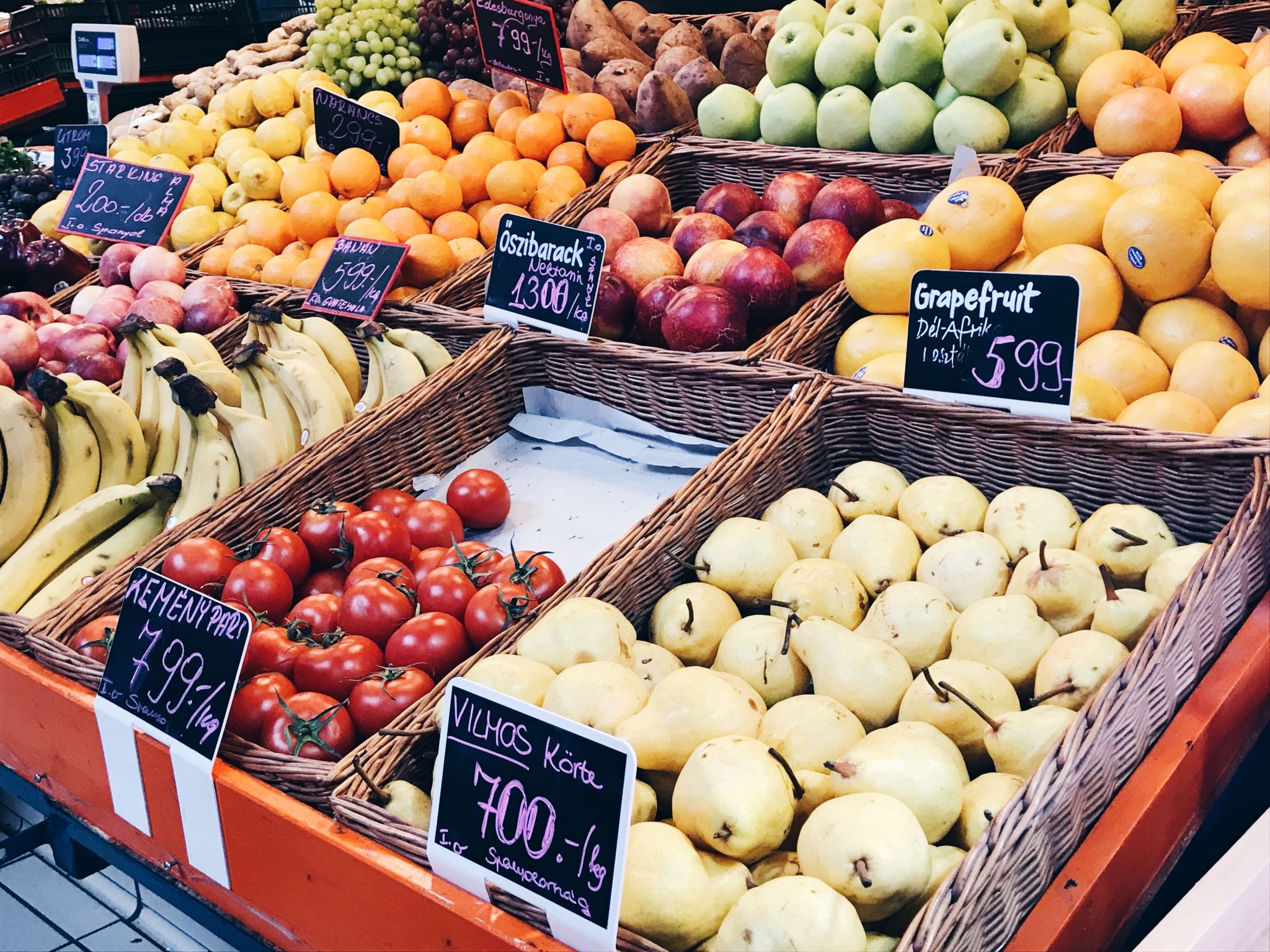 things to do in budapest - visit central market