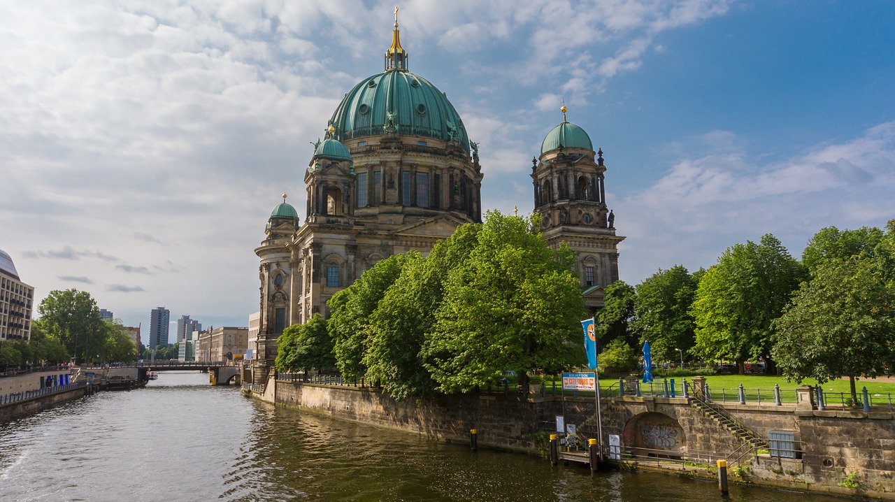 Things to do in Berlin germany, cathedral 