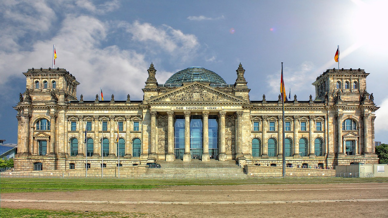 Reichstag, Berlin top attractions 