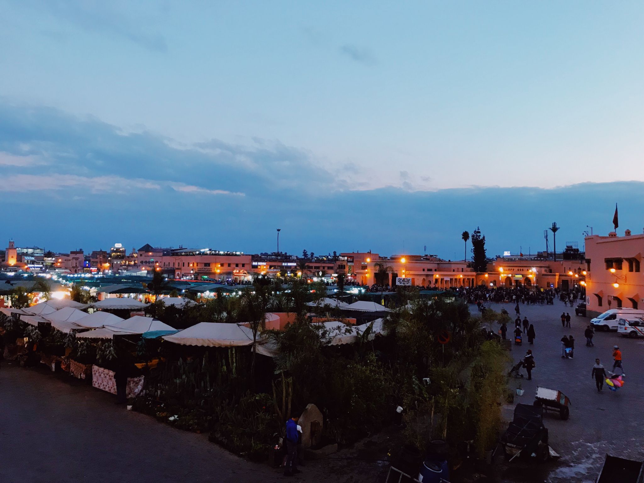 Jemaa el-Fnaa at night 