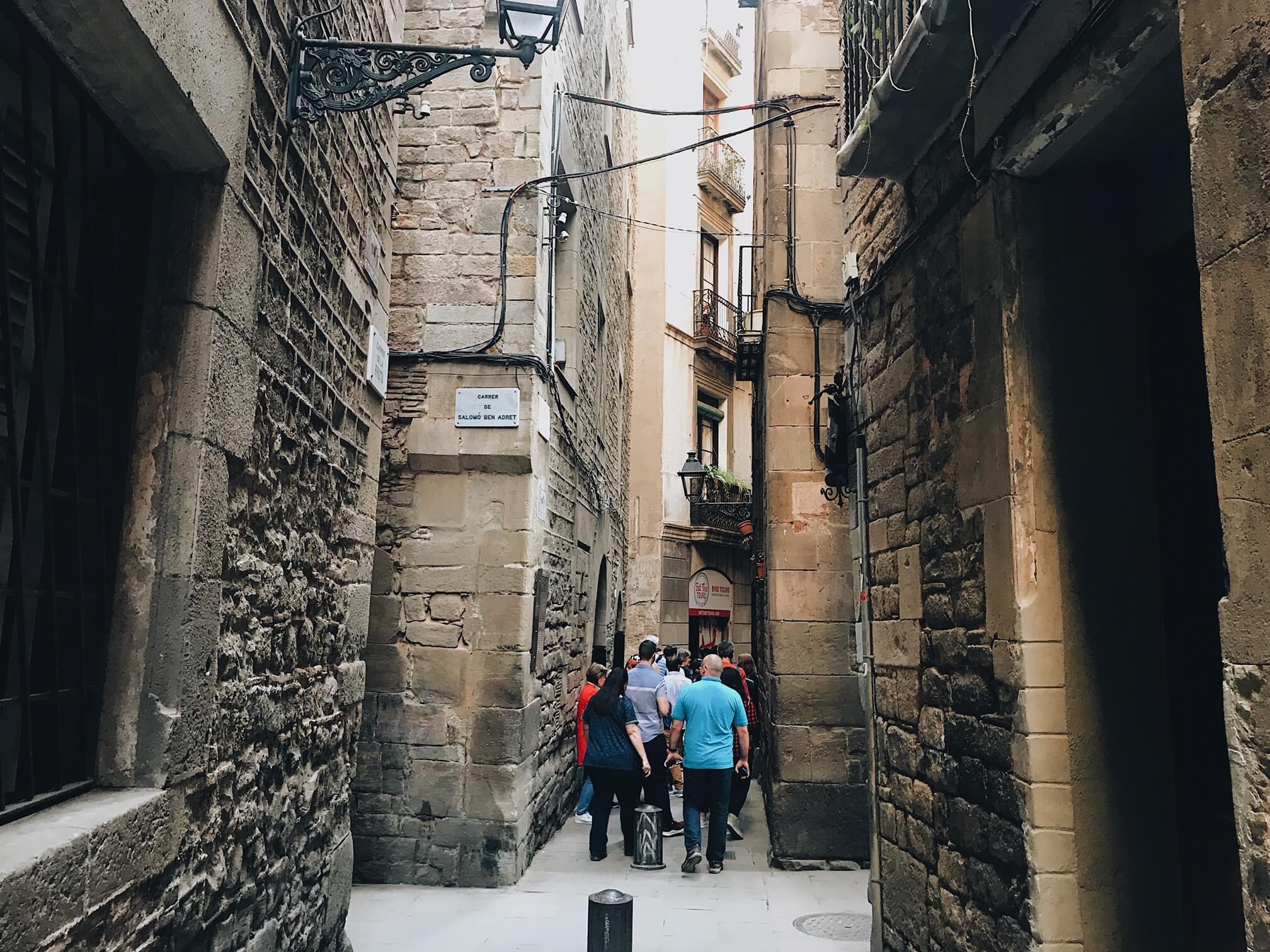 Places to visit in gothic quarter barcelona