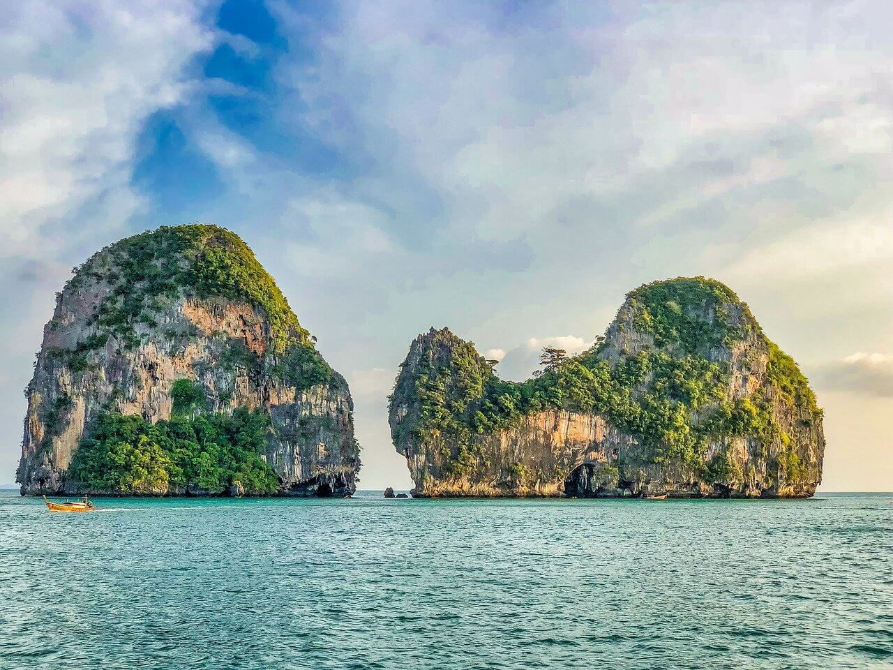 Thai island hopping