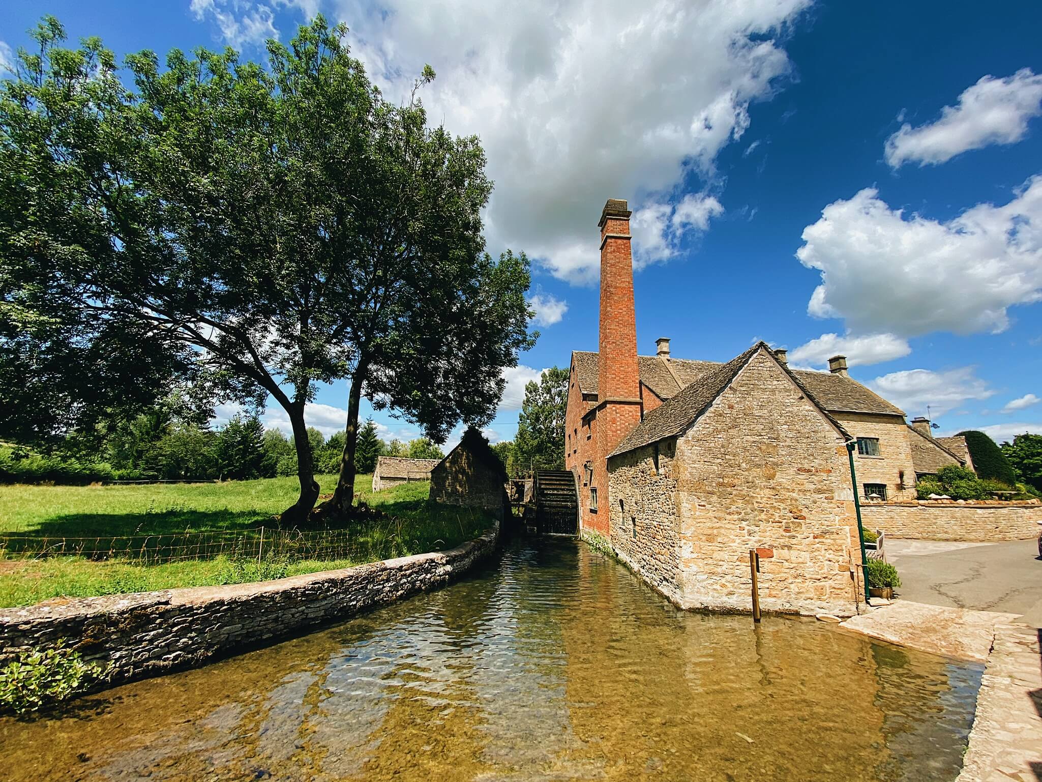 Places to visit in the cotswolds: old mill lower slaughter