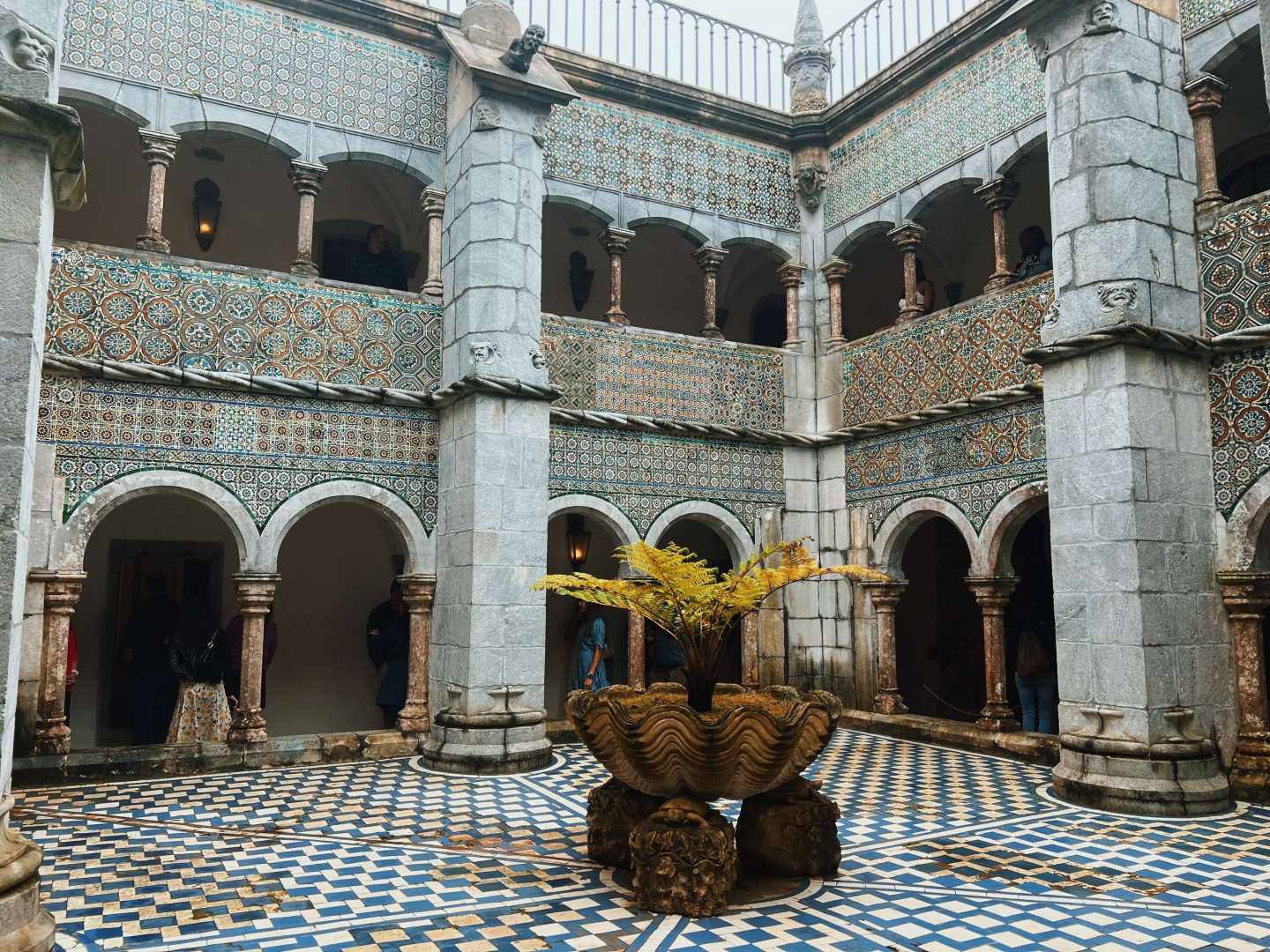 Pena Palace Manueline Cloister